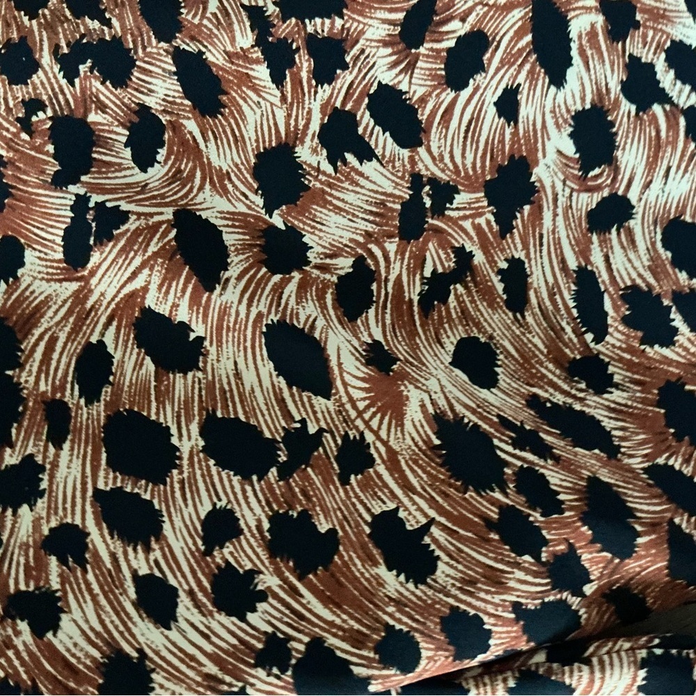Vintage Animal Print Button-Up Blouse - Picture 5 of 5